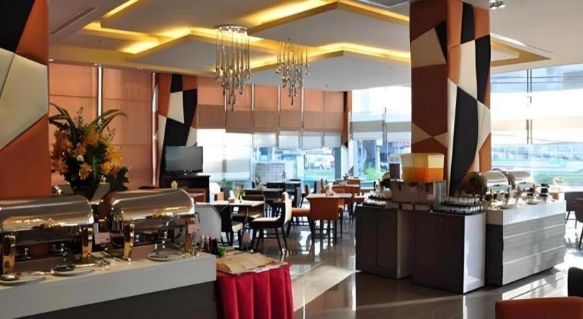Thamrongin Hotel 3*
